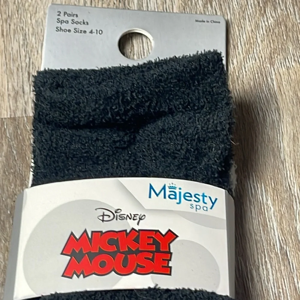 Disney Mickey Mouse Majesty Spa 2-Pack Socks w/Aloe Vera Size 4-10